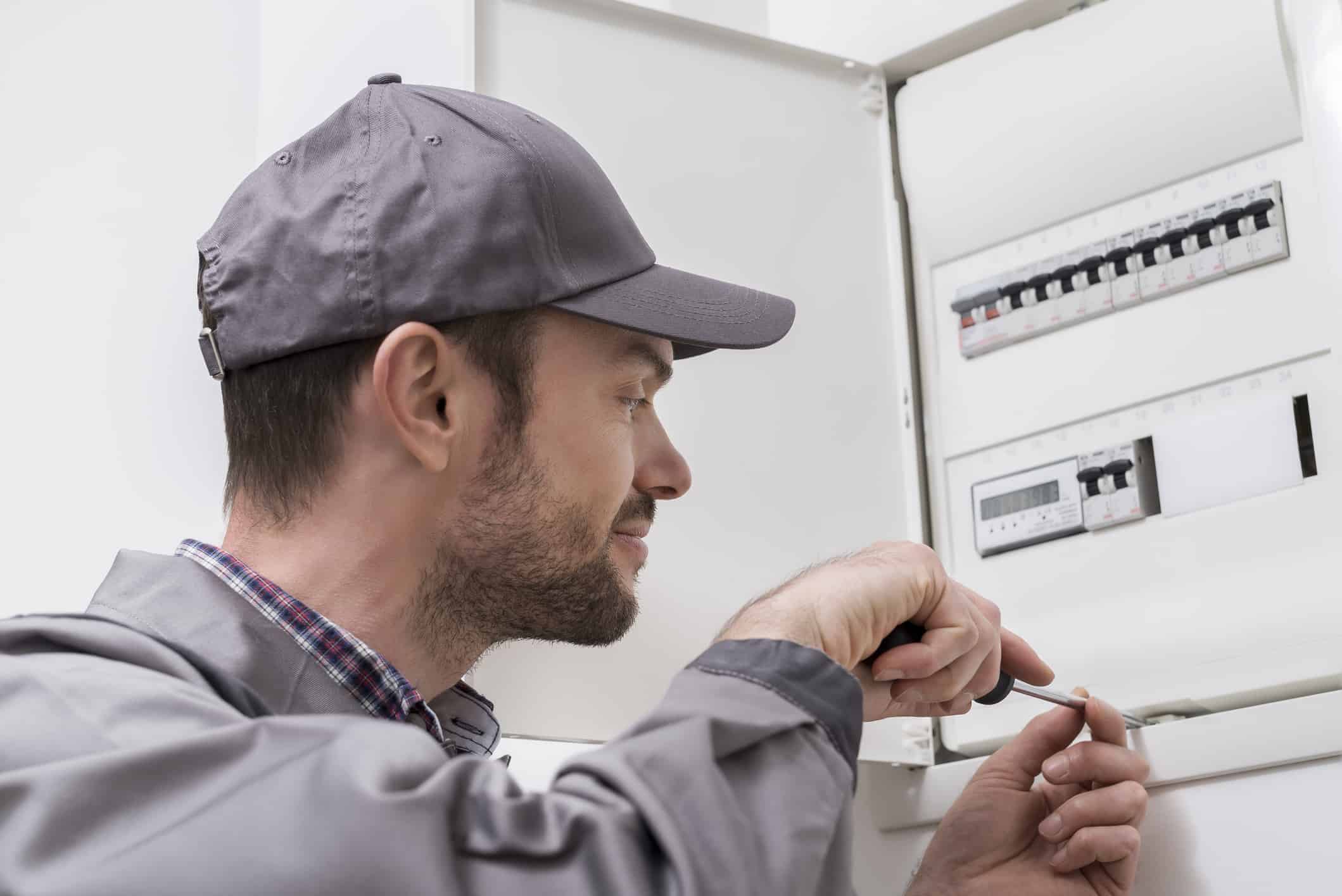 Sous-compteur électrique : utilité, prix, installation et comparaison